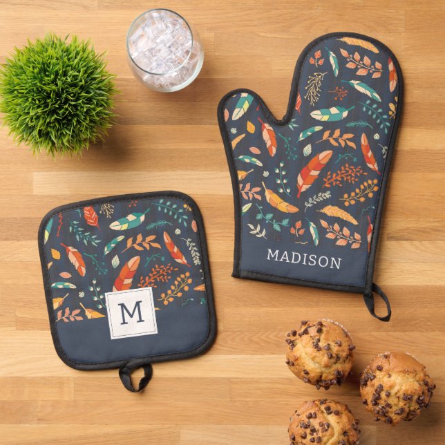 Boho Hippie Feather Pattern Oven Mitt & Pot Holder Set (Top Down)
