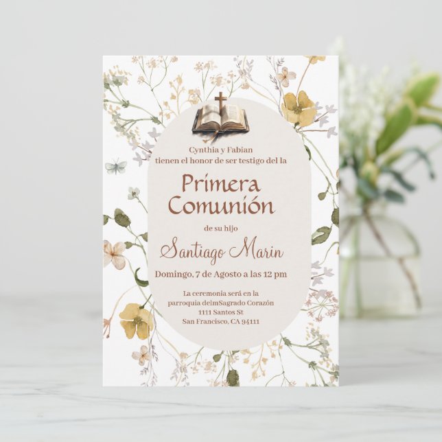 Boho Spanish First Holy Communion Invitation (Standing Front)