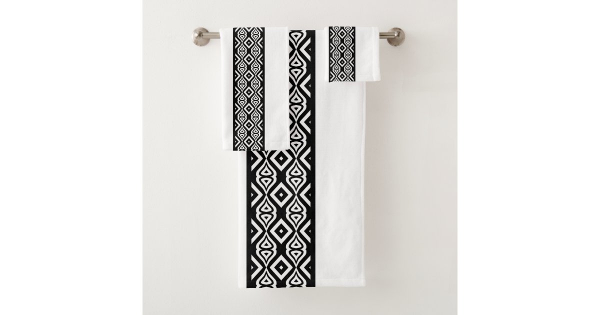 Black And White Geometric Bath Towels