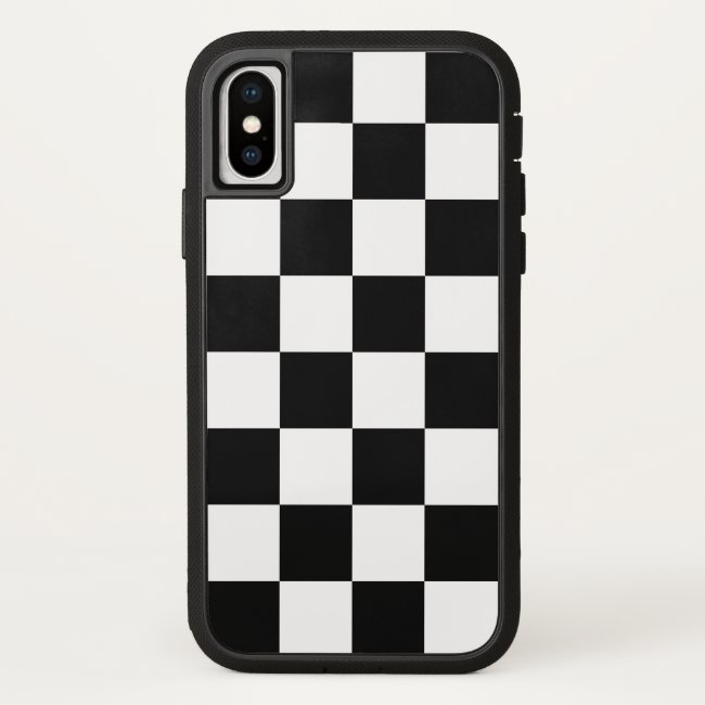 Bold Black and White Checkered Pattern