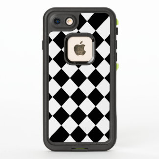 Bold Black and White Diamond Checkered Pattern