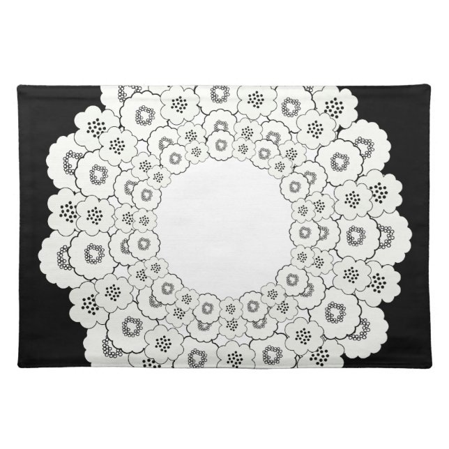 Bold Black and White Floral Pattern Cloth Placemat (Front)