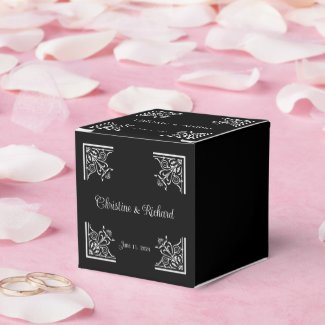 Bold Black and White Vintage Wedding 