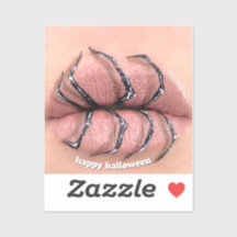 Bold Black Line Lips – Edgy Minimalist Lip Art