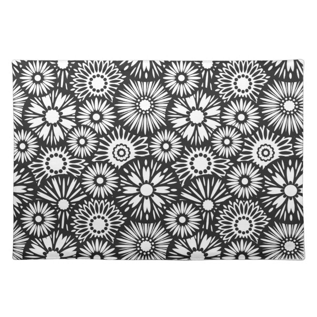 Bold Black White Retro 70s Graphic Daisy Pattern Cloth Placemat (Front)