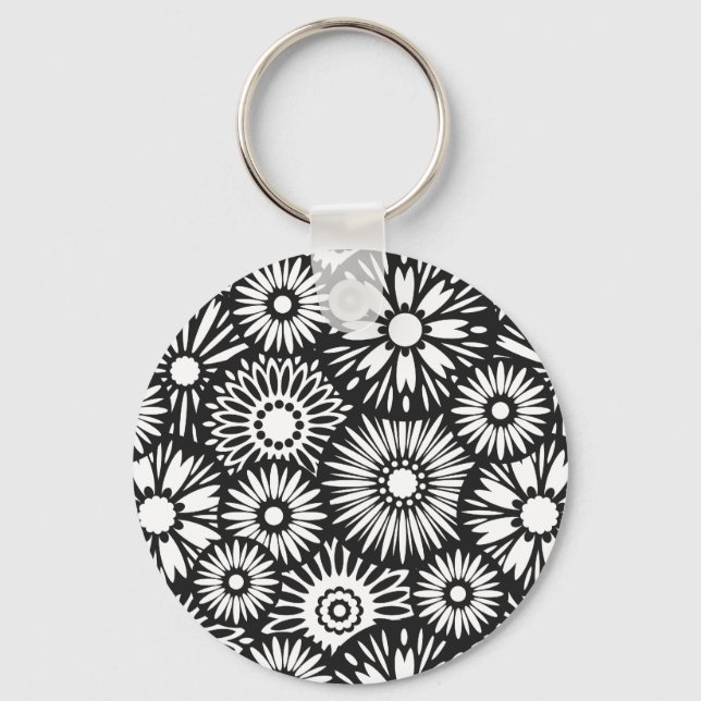 Bold Black White Retro 70s Graphic Daisy Pattern Keychain (Front)