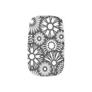 Bold Black White Retro 70s Graphic Daisy Pattern Minx Nail Art