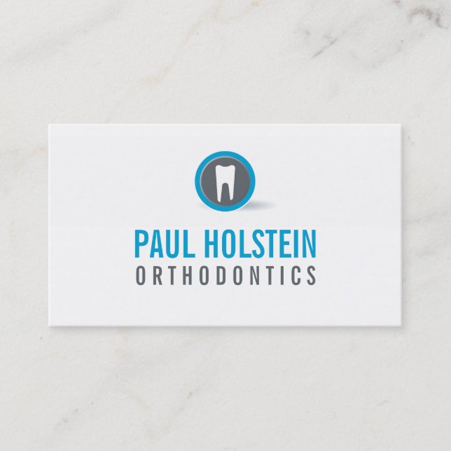 BOLD DENTIST pro dental modern tooth logo blue Business Card (Front)