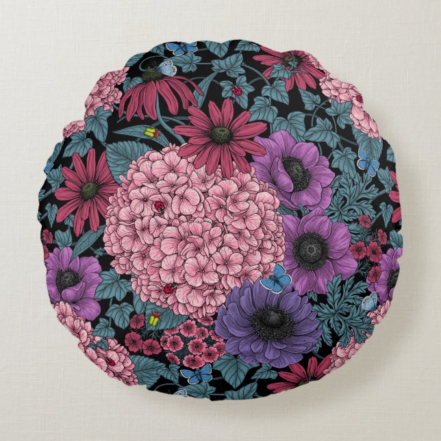 Bold garden florals round pillow (Front)