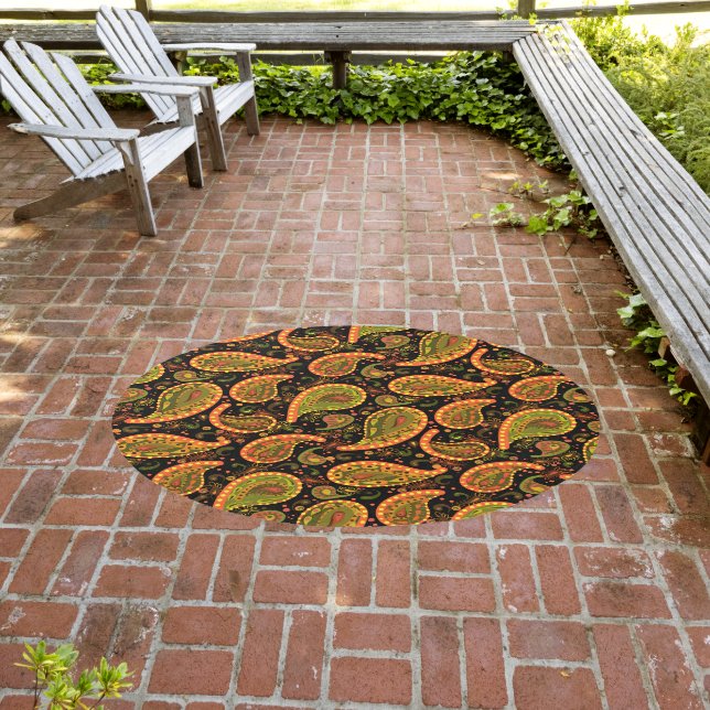Bold Gold and Black Paisley Pattern Beautiful Outdoor Rug (Insitu (Outdoor 3))