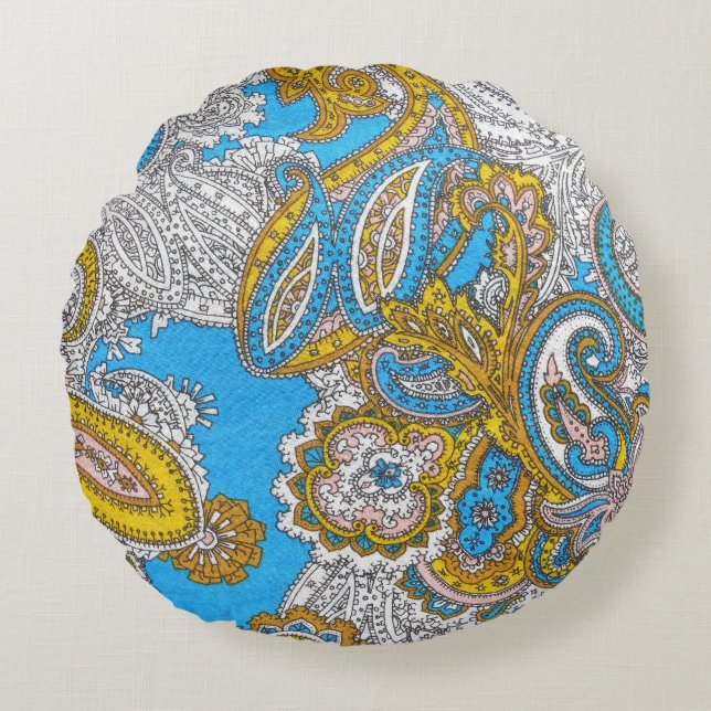 Bold Grungy Islamic Psychedelic Ornament Round Pillow (Front)