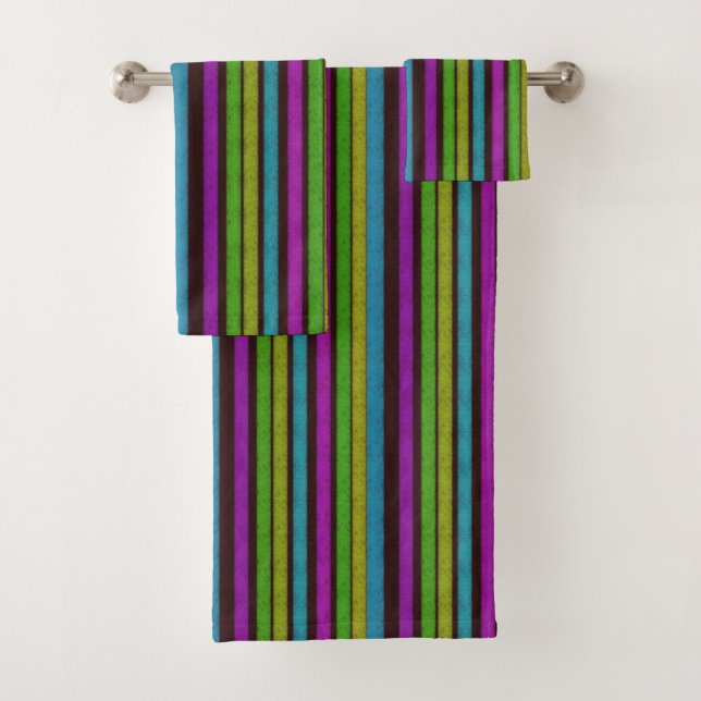 Bold Striped Towel Set (Insitu)