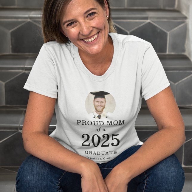 Bold Text Photo Proud Mom of 2025 Graduate T-Shirt (Creator Uploaded)