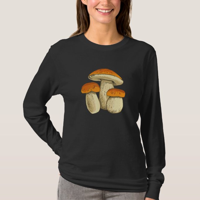 Boletus Mushrooms Collecting Mushroom Pickers T-Shirt (Front)