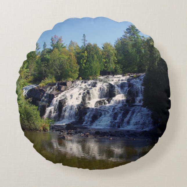 Bond Falls round pillow (Front)