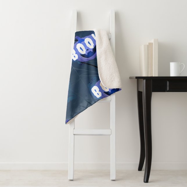 Boo! 2 sherpa blanket (In Situ)