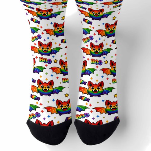 驪 BOO‑tiful Rainbow Bat Crew Socks