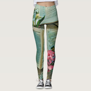Book lover artwork leggings