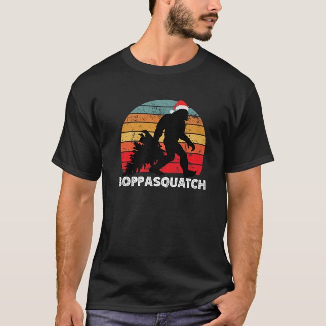 Boppasquatch Bigfoot Sasquatch Santa Claus Christm T-Shirt (Front)