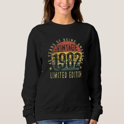 Born 40th Birthday Vintage 1982 40 Years Of Being  Sweatshirt
