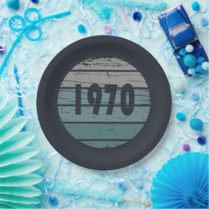 Born in 1970 vintage birthday gift paper plates