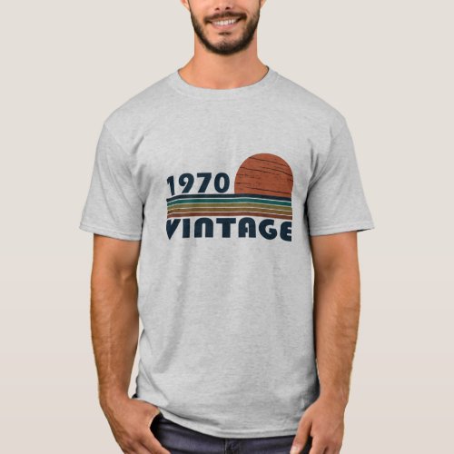 Born in 1970 vintage birthday T_Shirt