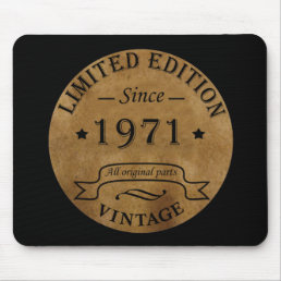 Born in 1971 vintage 53rd birthday mouse pad
