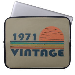 Born in 1971 vintage birthday gift laptop sleeve