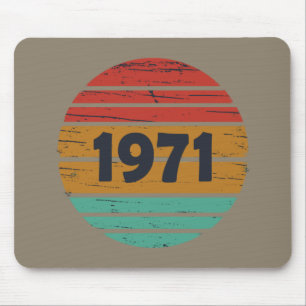 Born in 1971 vintage birthday gift mouse pad