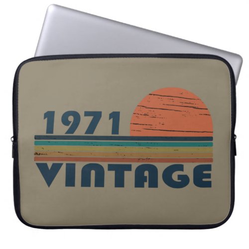 Born in 1971 vintage birthday gifts laptop sleeve