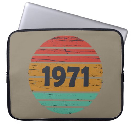 Born in 1971 vintage birthday gifts laptop sleeve