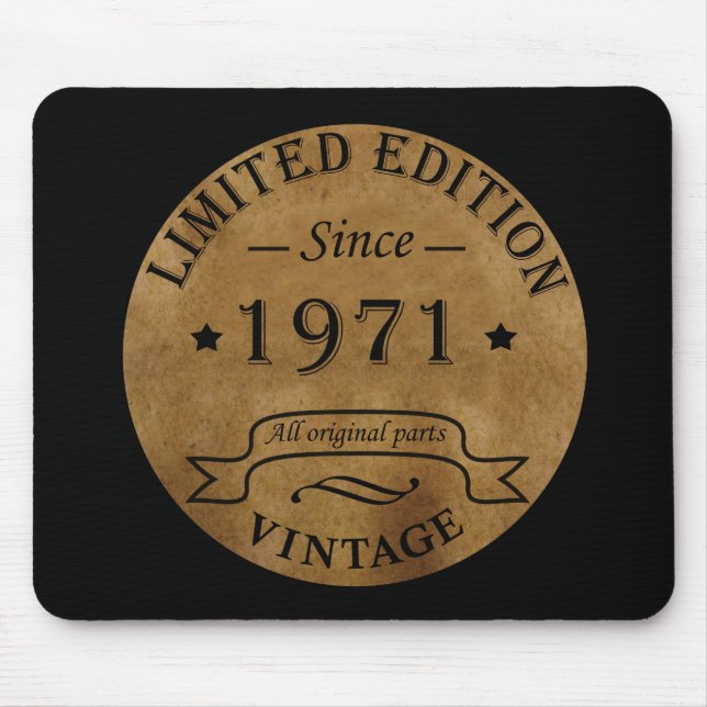 Born in 1971 vintage birthday mouse pad (Front)