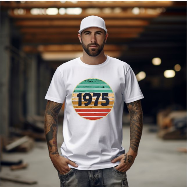 Born in 1975 vintage birthday gift T-Shirt (Creator Uploaded)