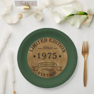 Born in 1975 vintage style birthday party paper plates