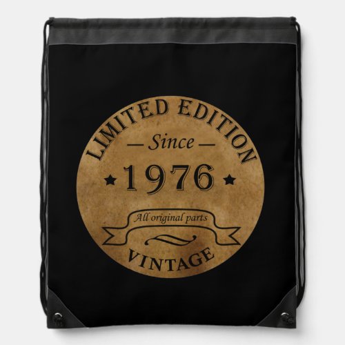 Born in 1976 vintage birthday drawstring bag