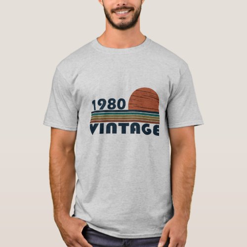Born in 1980 vintage birthday T_Shirt