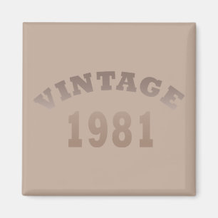 Born in 1981 Elegant Vintage Birthday Party Gift Magnet