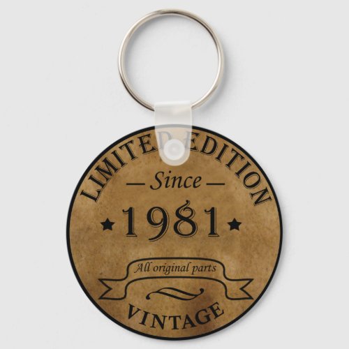 Born in 1981 vintage birthday keychain