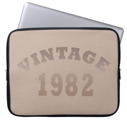Born in 1982 vintage birthday laptop sleeve