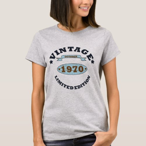 born in october 1970 vintage birthday T_Shirt