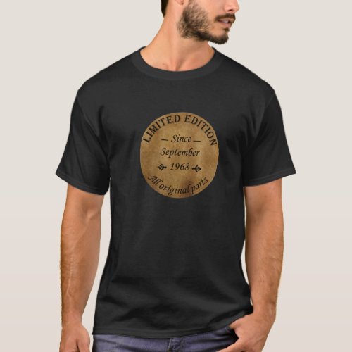 born in september 1968 vintage classic T_Shirt