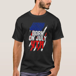 Born On July 4th Birthday Party American Flag Wome T-Shirt