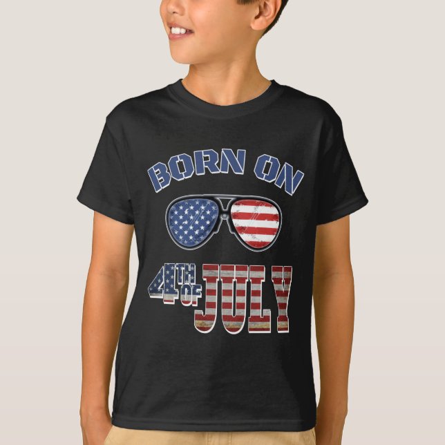BORN ON THE 4TH OF JULY  T-Shirt (Front)
