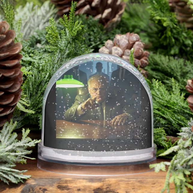 Boss snow globe (Winter)