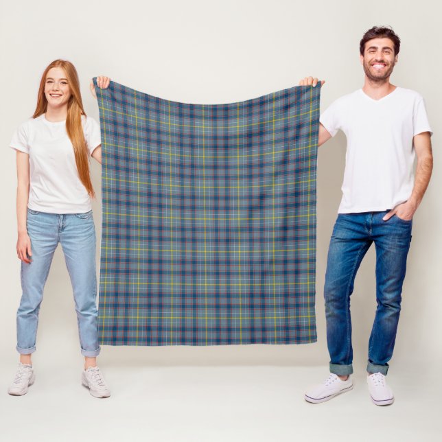 Boswell Plaid Fleece Blanket (In Situ)