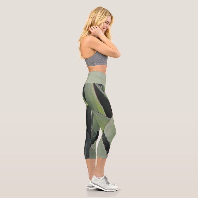 Botanical Agave Leaf Photo Desert Plant Capri Leggings (Right)