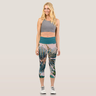 Botanical Isle Capri Leggings