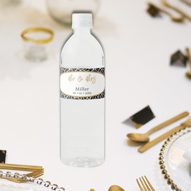 Botanical Leaves Pattern Mr & Mrs Name Date  Water Bottle Label (Botanical Leaves Pattern Mr & Mrs Name Date Water Bottle Label)