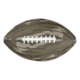 Bottomland camo for men hunting apparel football