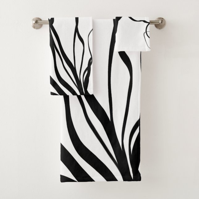 Bouquet Blanc: Abstract White & Black Bath Towel Set (Insitu)